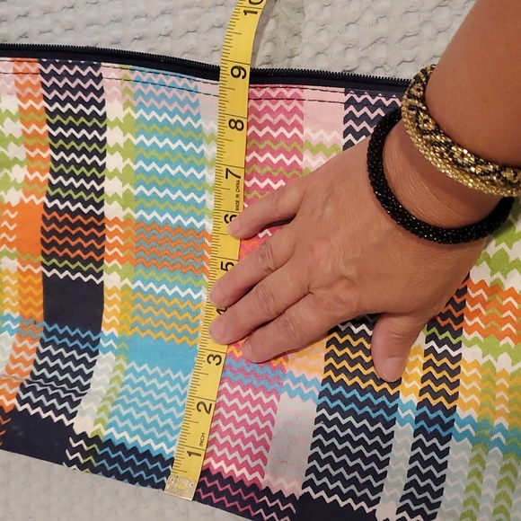 Buckhead Betties Travel Bag (38) - Picture 7 of 8